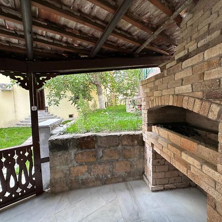 Old Armenia Hotel Yerevan Exterior photo