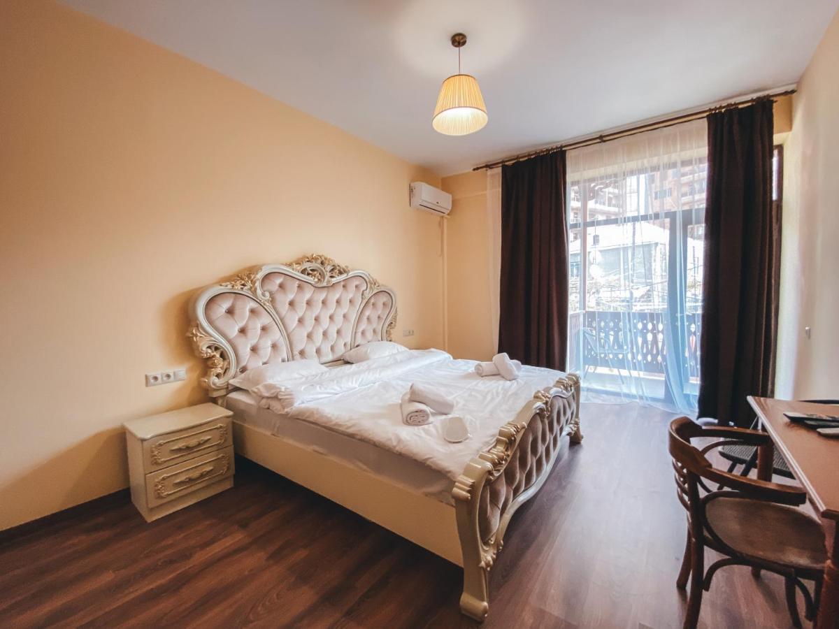 Old Armenia Hotel Yerevan Exterior photo